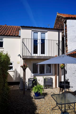 Ely House Annex