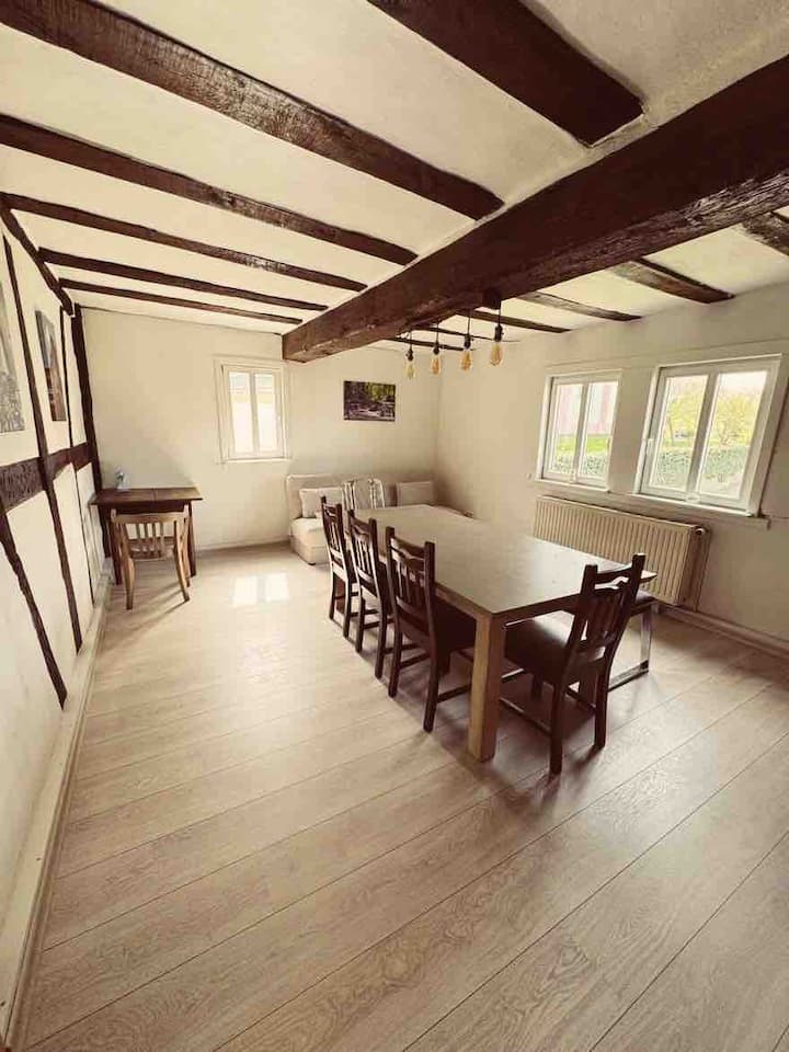 غرفة المعيشة