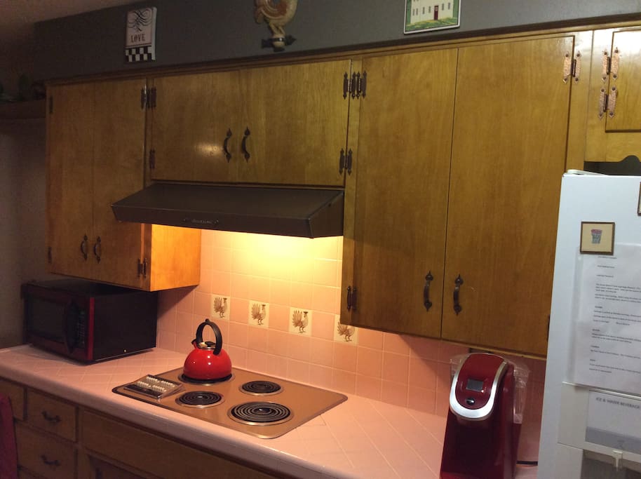 Original 1960 Kitchen fully furnished all dishes, pots, pans, microwave and coffee pot, everythings there!