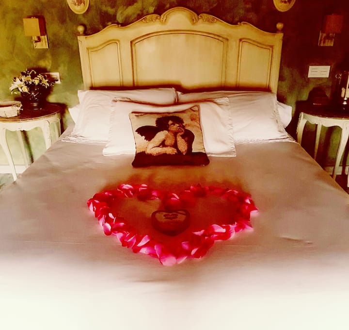 Სიყვარულის საძინებელი