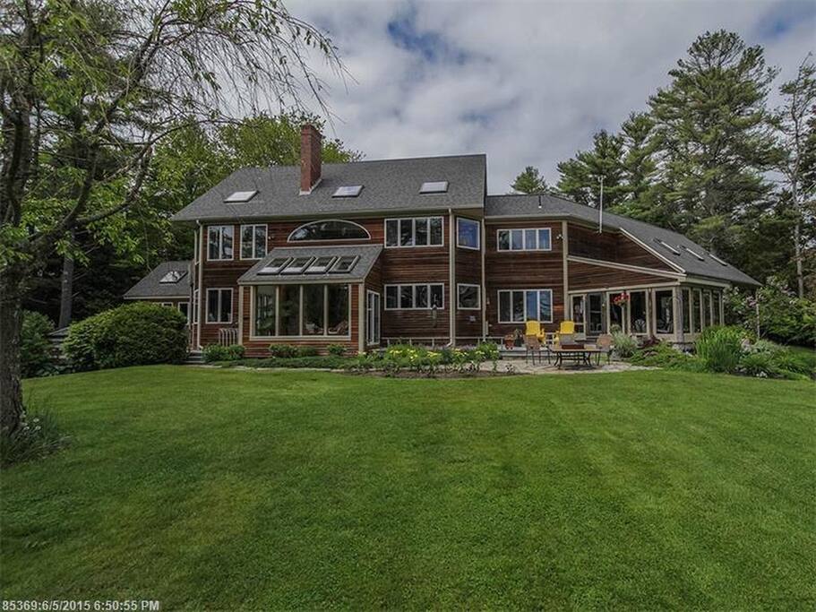 This is the back of the house offering the wonderful waterviews. The suite is the upper left corner.