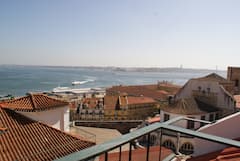 Luxury+Apartment+with+Amazing+River+View+-+Alfama