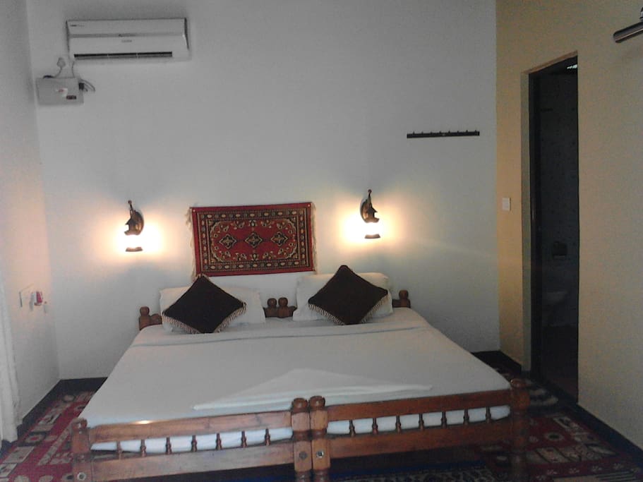 Bed room