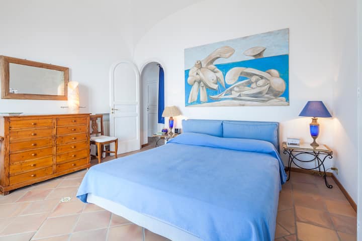 Dormitorio principal con impresionantes vistas al mar/dormitorio principal con magníficas vistas al mar