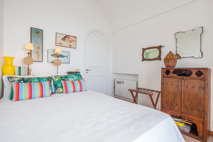 Segundo dormitorio con vista al mar, cama francesa (140x200 cm)  habitación para dos/DORMITORIO n .º 2 cama francesa (140x200)