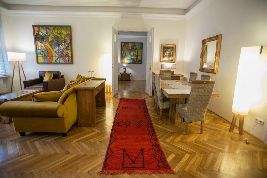 Elegant Dining Area