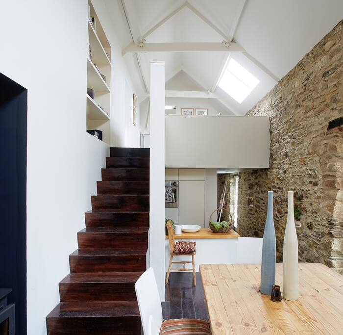 BALLILOGUE BARN, BALLILOGUE, KILKENNY IRELAND