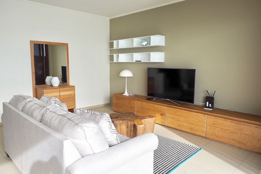 Living Room 客廳