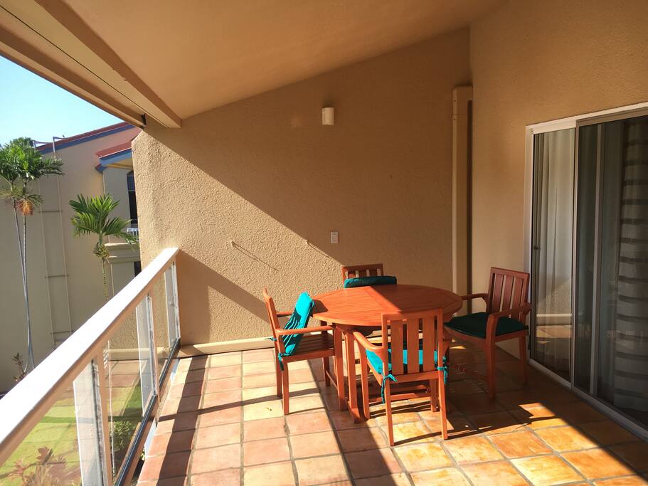 Really spacious outside lanai
