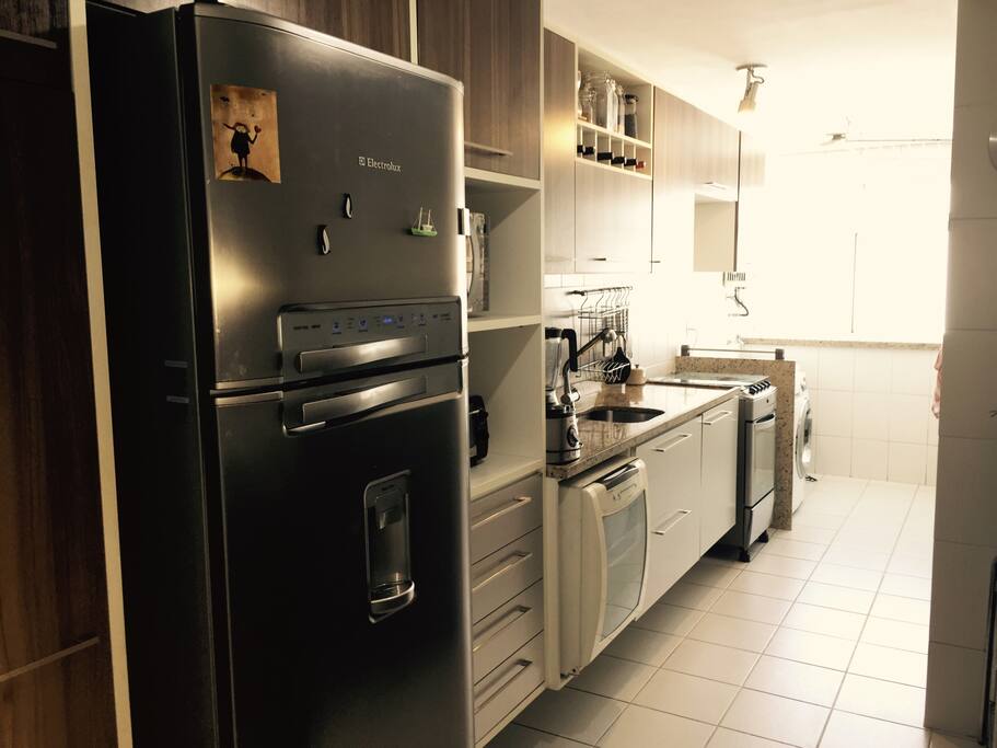 Well equiped kitchen and loundry room