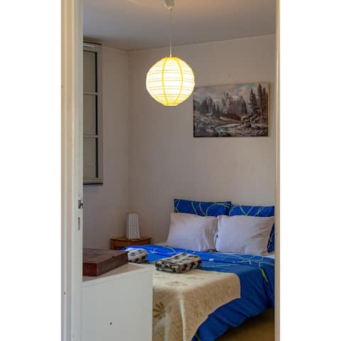 Charming quiet room - city hyper center - Fr / Eng