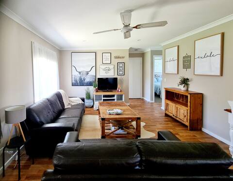City meets Country
at Rundle's Retreat
