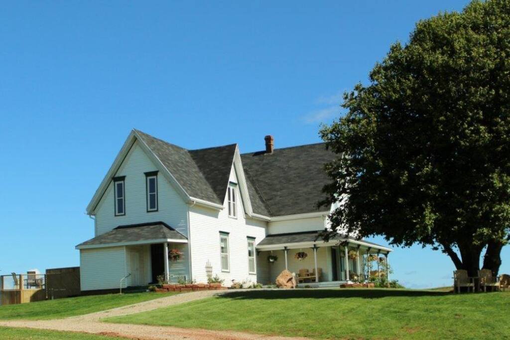 LM Montgomery's Ingleside