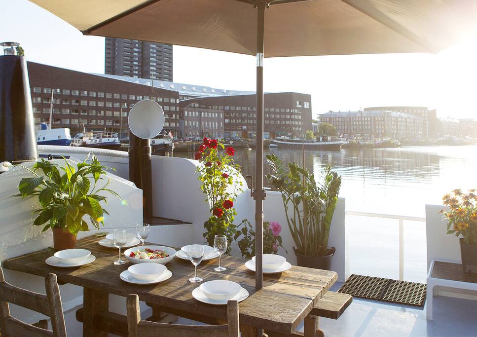 woonboot te huur noord holland harbour view houseboat apartm woonboten te huur in woonboot te huur noord holland harbour view houseboat apartm woonboten te huur in