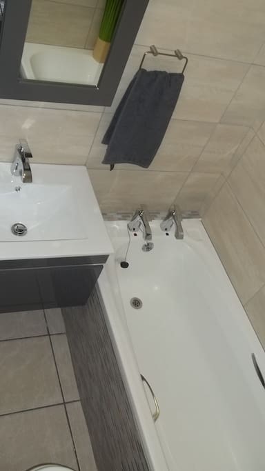 Bathroom - basin & bath