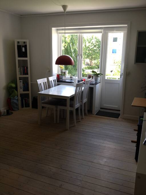 Living room with dining table