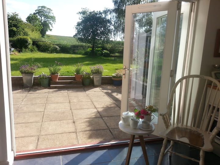 Country Home nr Silverstone Circuit Houses for Rent in Towcester