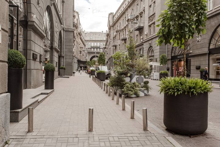 Spacious apartment on Kreschatik street