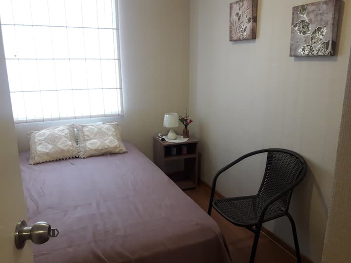 dormitorio secundario 2 - Cama 1 1/2 pz