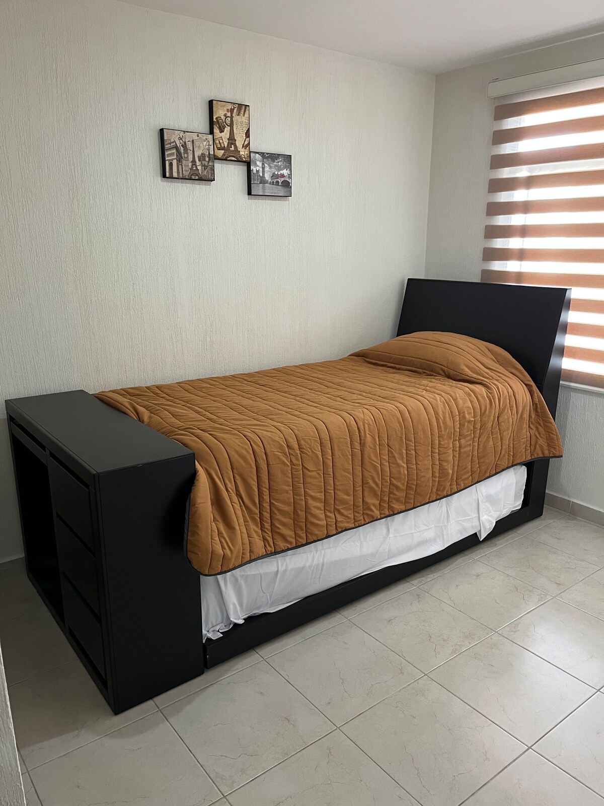 غرفة النوم 2