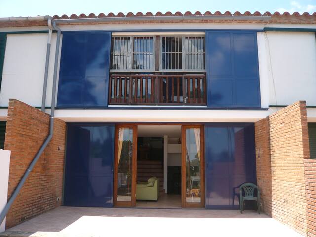 Beachhouse Casa.Erica hornstein.biz en Ampurias gallery image 2