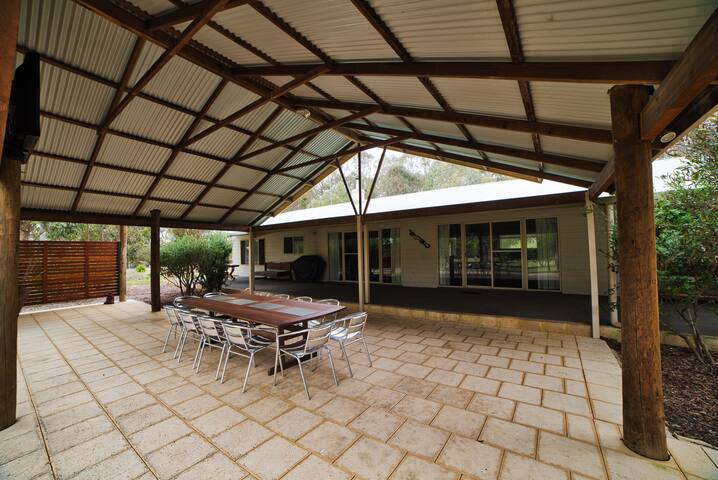 Popeye’s Patch Pet Friendly gallery image 3