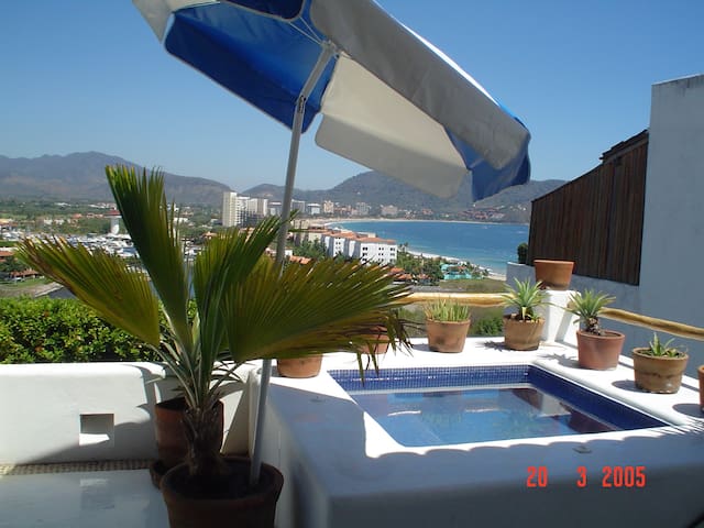 Ixtapa con linda vista al mar