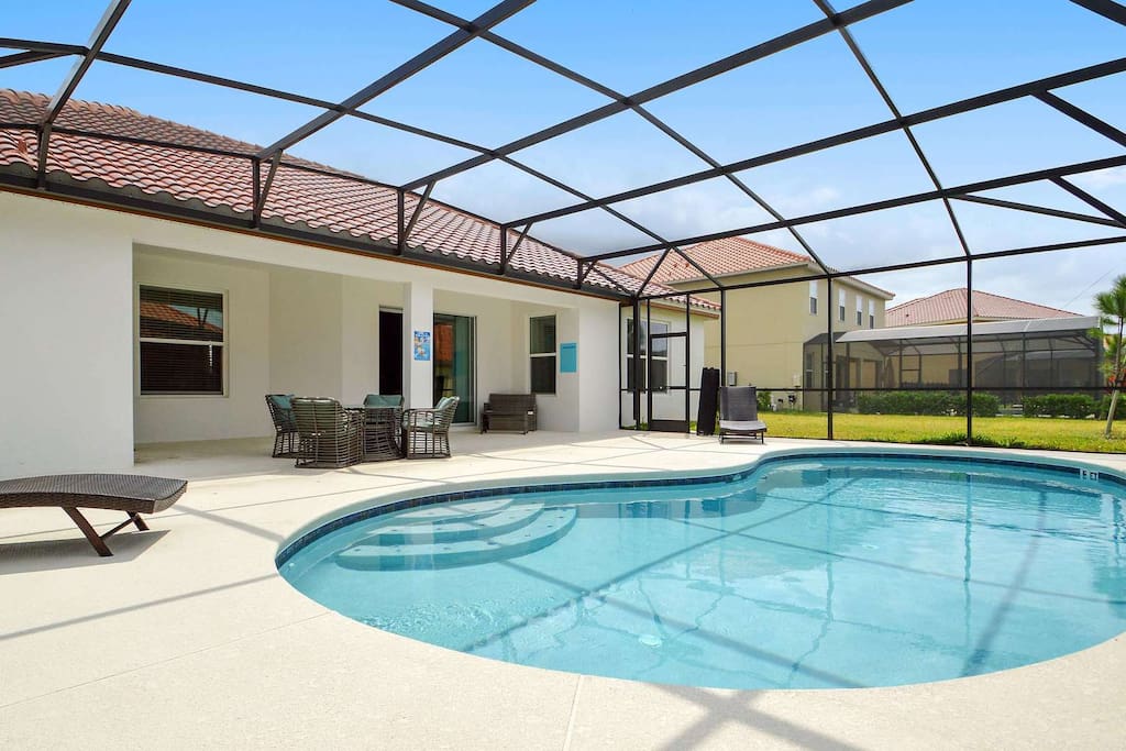 Here in Florida - we love the outdoor lifestyle (who wouldn't with our weather!). Enjoy your stay here and make sure to make full use of your own, private sparkling pool.