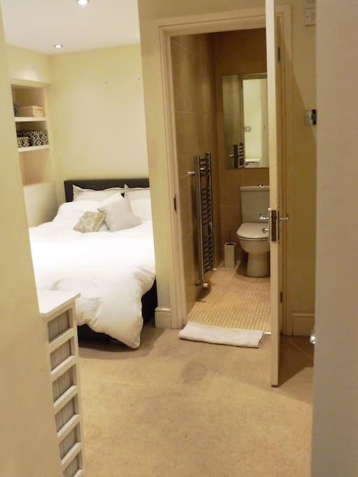 Double room with ensuite wet room.