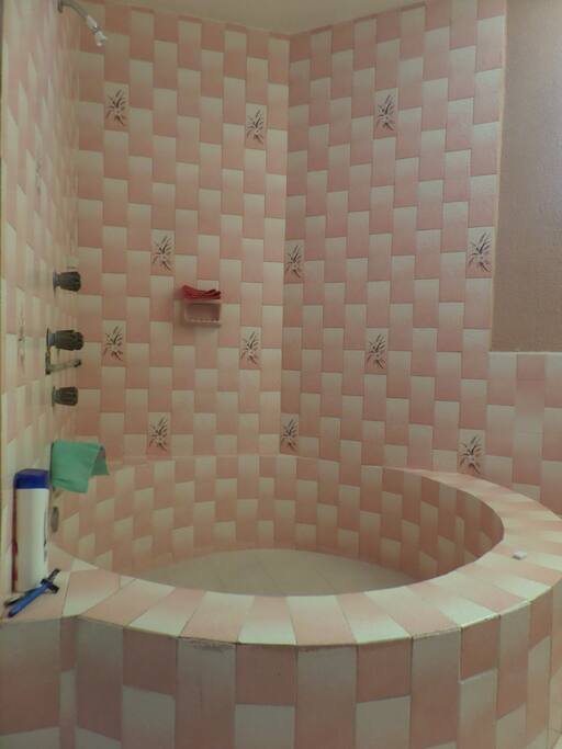 baño compartido para dormitorio "2" y "3"