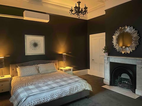 Central stunner historical majic