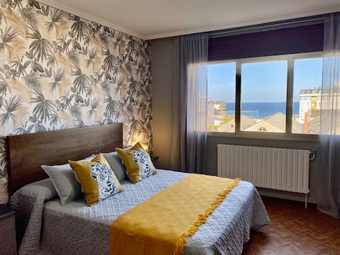 Large family apartment 250 meters from the beach (wifi)
