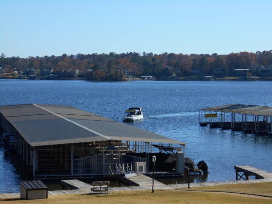 Lake/boat slips