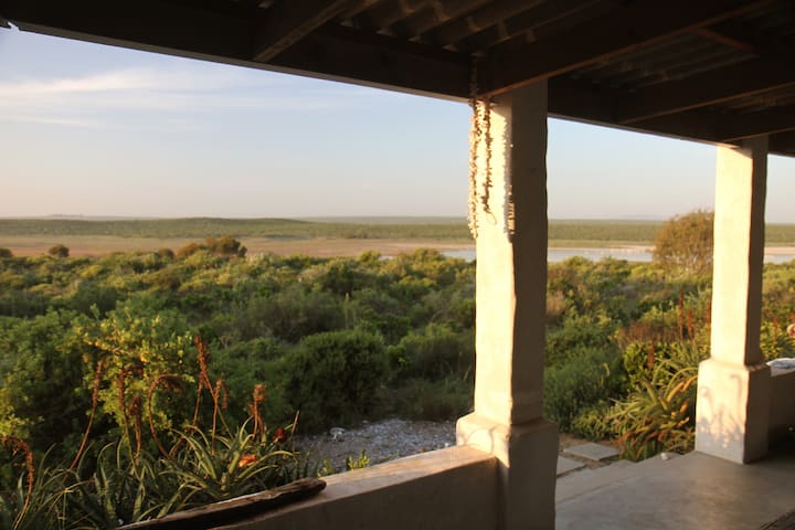 West Coast Hideaway  **Top Rated getaway**