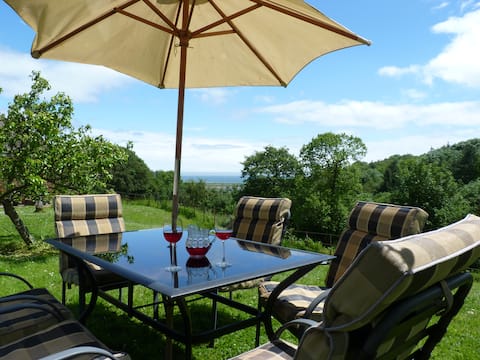 Popular Airbnb listing: Sea View Lodge - (Cockwood near Dawlish) in Dawlish
