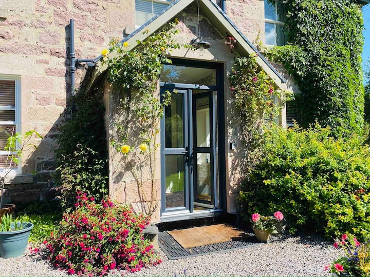 Auldearn Vacation Rentals & Homes Scotland, United Kingdom Airbnb