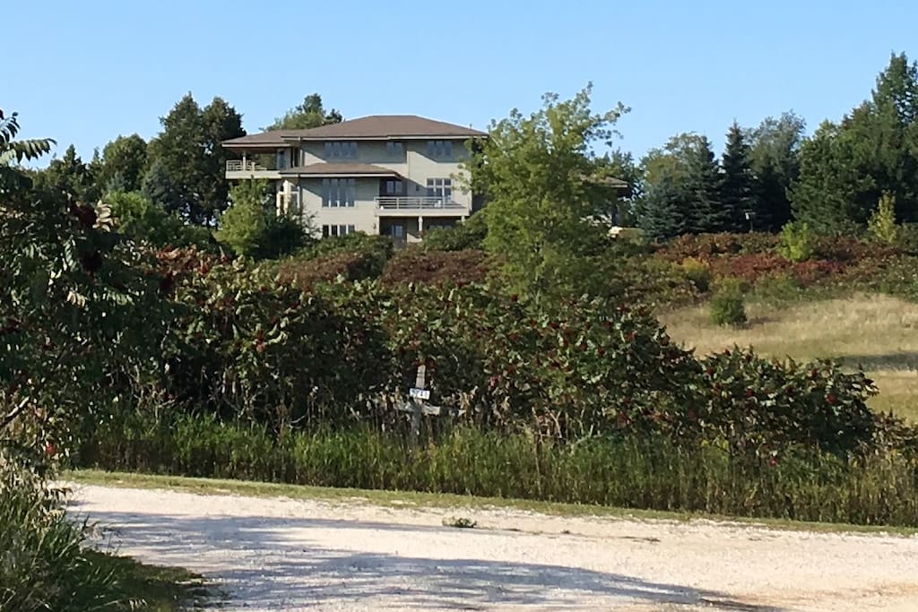 Hilltop Home facing South