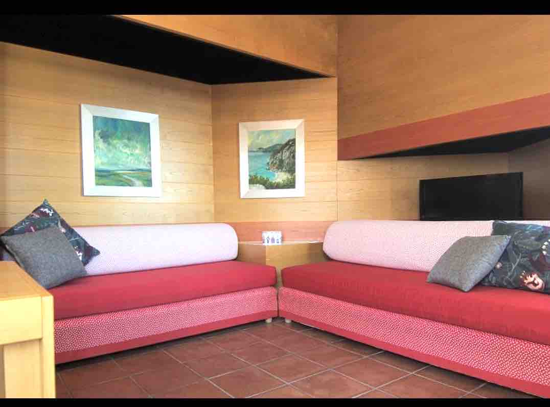 Airbnb performant: Stylish with panoramic views, shuttle bus, parking à Dorgali