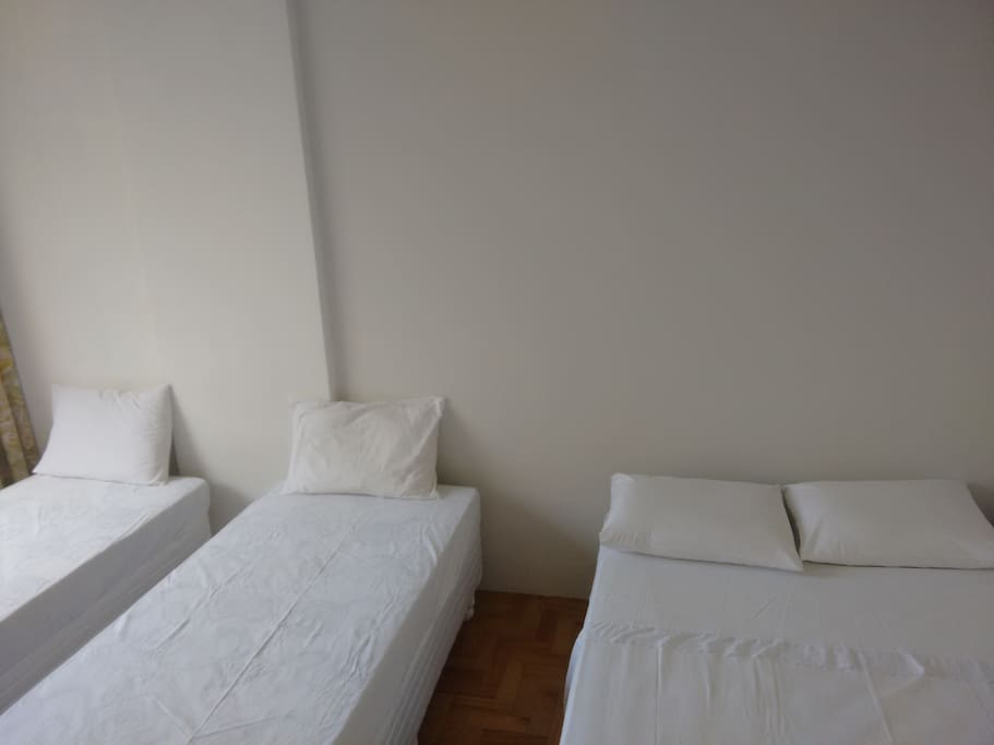 quarto - bed room
06-14-2016