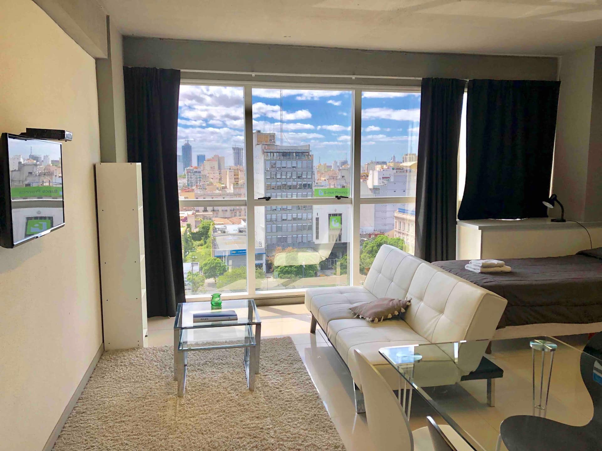 91 Beautiful apartment with a view over Av. 9 de Julio