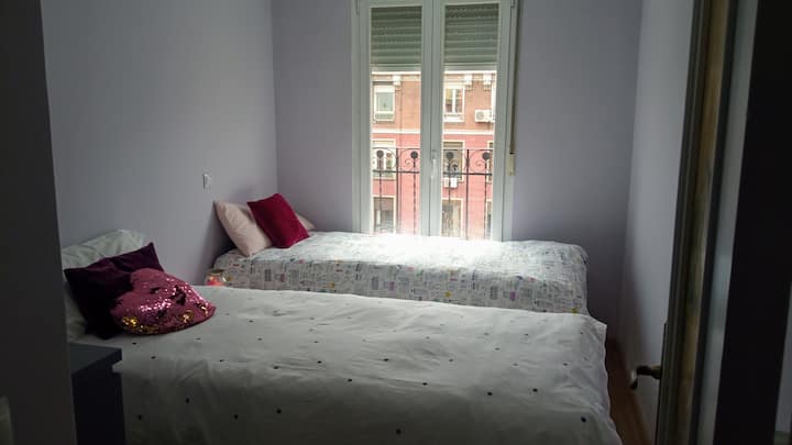 Chumba cha 2 kilicho na vitanda viwili (kitanda kidogo)