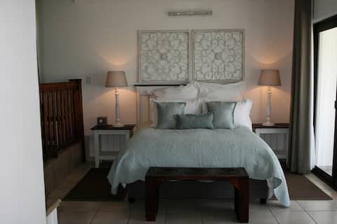 Dusk to Dawn Farm Guesthouse