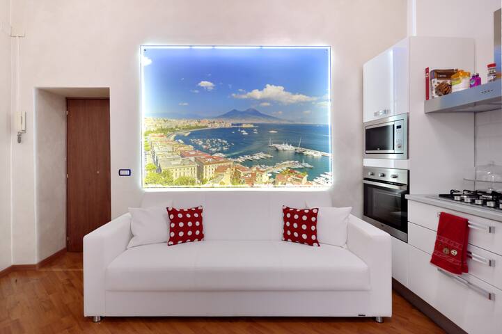 La Cartolina di Napoli(free parking for small car)