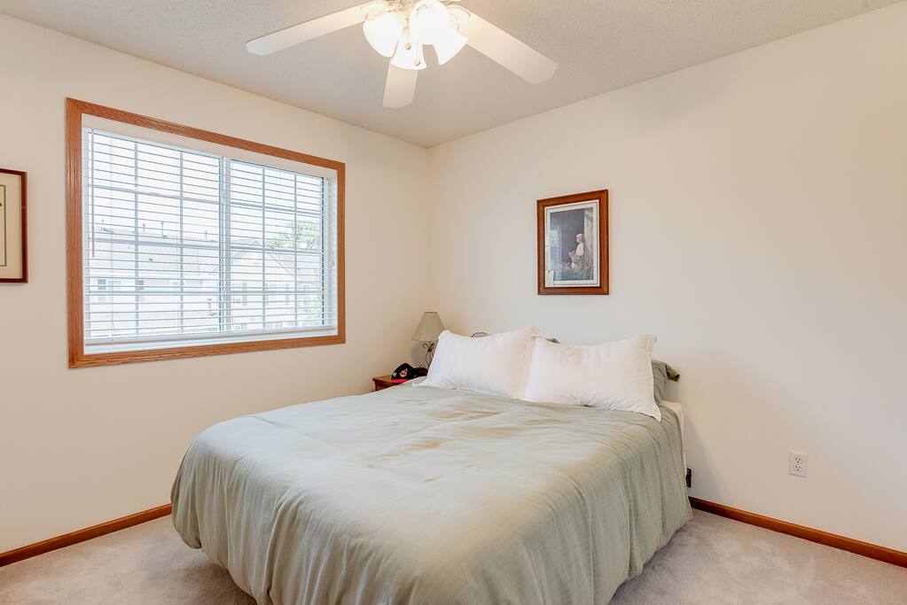 Bright and inviting, this house can sleep 6 SuperBowl fans comfortably