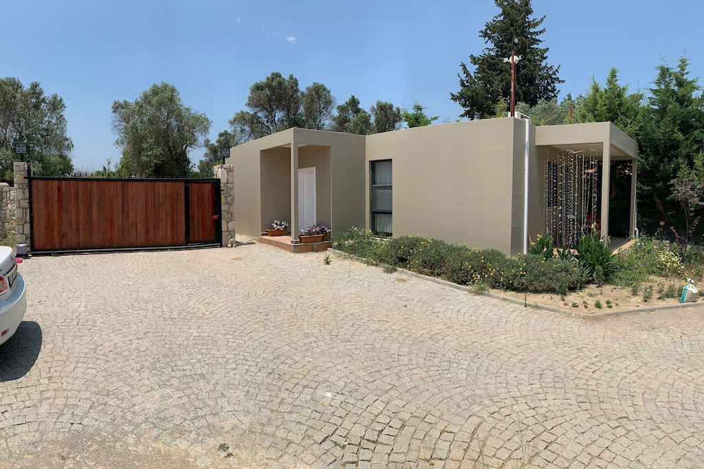Doğa içinde müstakil yaşam evi Urla şehrinde Kiralık Evler, İzmir