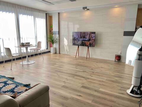 Room 201