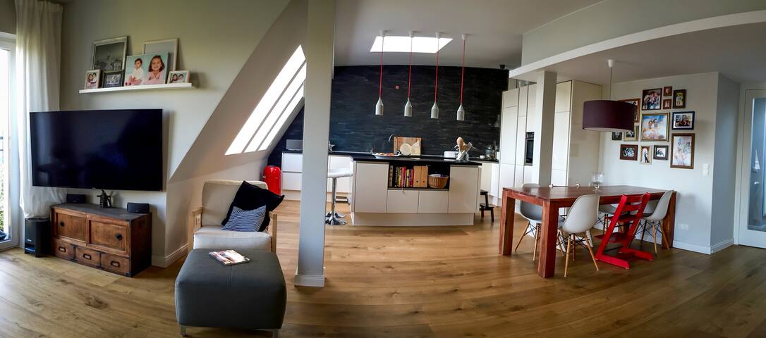 Berlin 145m2 loft, roof top terrace & City-view gallery image 5