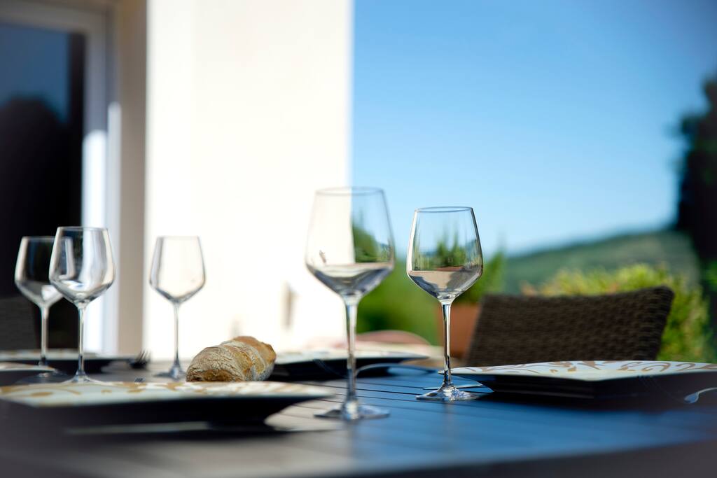 Le temps d'un dîner sur la terrasse