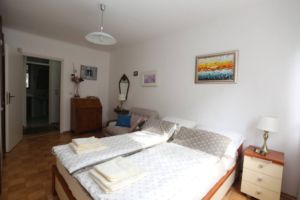 bedroom - spavaca soba