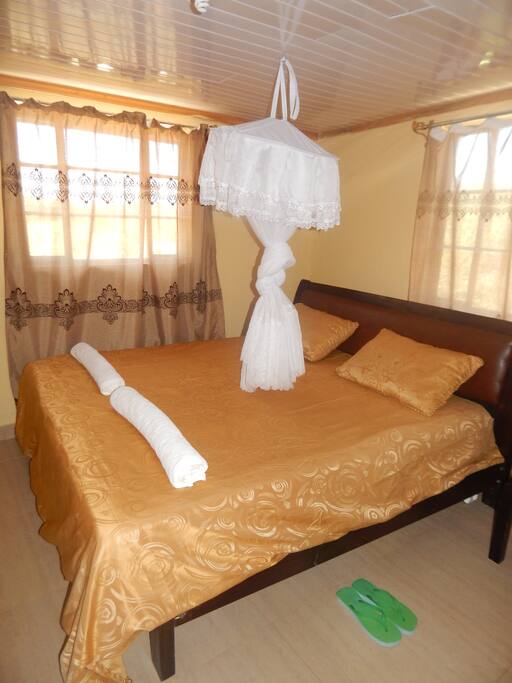 King size beds.